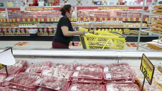 Великобритания вече изпитва недостига на храна