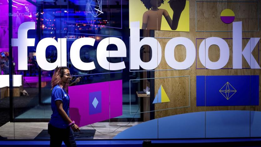 Решение на съда в САЩ прати оценката на Facebook над $1 трлн.