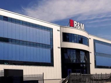 Швейцарската R&M разширява производството си в България