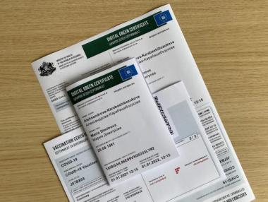 Пътуването в целия ЕС вече става с цифров COVID сертификат