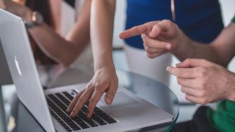 ЕК ще удари стотици компании с нова дигитална такса