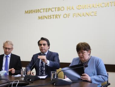 Актуализация на бюджета: четиво в аванс за бъдещите депутати