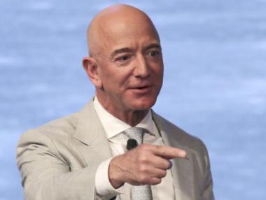 Джеф Безос се оттегля от Amazon. Как се ръководи империя