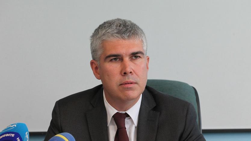 Енергийният министър иска да смени ръководството на „Булгартрансгаз“