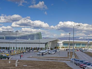 Румънската „Таром“ отново ще лети между София и Букурещ