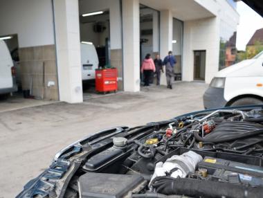 Екостикерите на колите започват да се слагат от днес