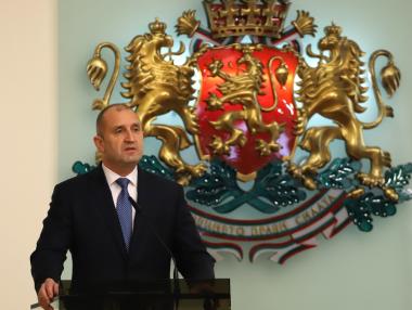 Радев обяви датата на първото заседание на парламента