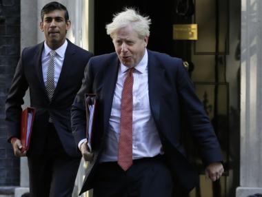 Борис Джонсън е контактен, но карантината не важи за него