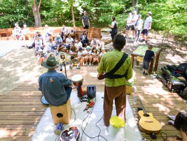 Пощенска банка и Mastercard създадоха „Зелена класна стая“ на Витоша