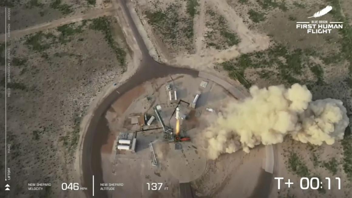 Галерия :: Снимка 7 :: Галерия от историческия полет на Безос до ръба на космоса}