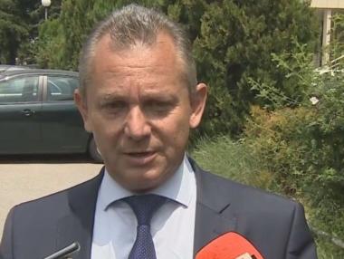 Арестуваха бившия шеф на ДАНС за бракониерство