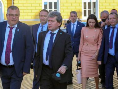 „Има такъв народ“ покани три партии на разговори за формиране на кабинет