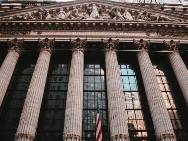 Американските индекси гонят нови рекорди