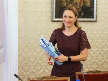 Депутатите се отказаха от лятната си ваканция