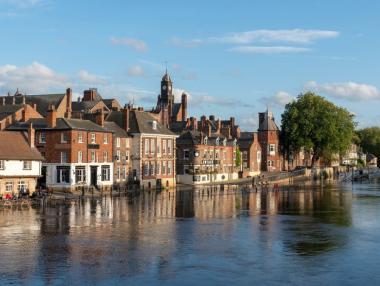 Имотите във Великобритания стават по-достъпни