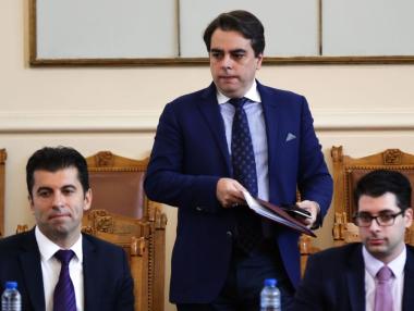 В нападките на ИТН Асен Василев видя дългата ръка на ДПС