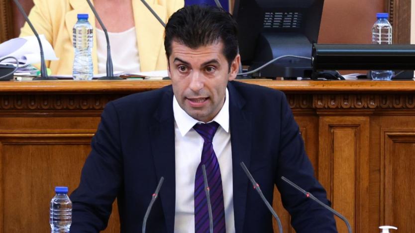 Кирил Петков: Държавата трябва да излезе от ПИБ при 5 лв. на акция