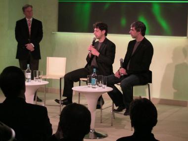 Съоснователите на Google разпродават акции в компанията