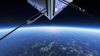 EnduroSat инвестира милиони в лаборатория за наносателити в София