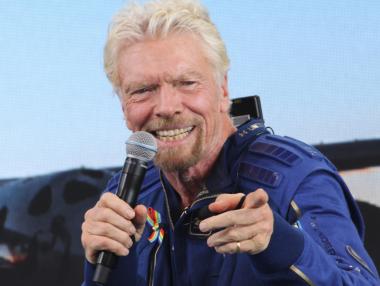 Цената на космическия полет на Virgin Galactic скочи драстично