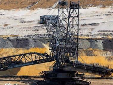 Китай отваря въглищните мини заради недостиг на енергия