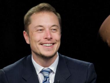 Илон Мъск, който сам създава играта