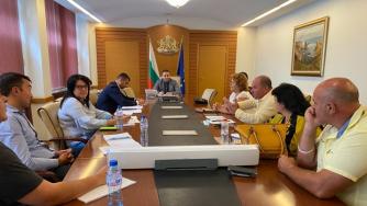 Държавата търси начин да подпомогне животновъдния сектор