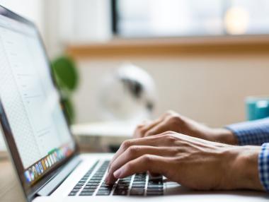 А1 пуска бизнес услугата за IT наблюдение Offensity