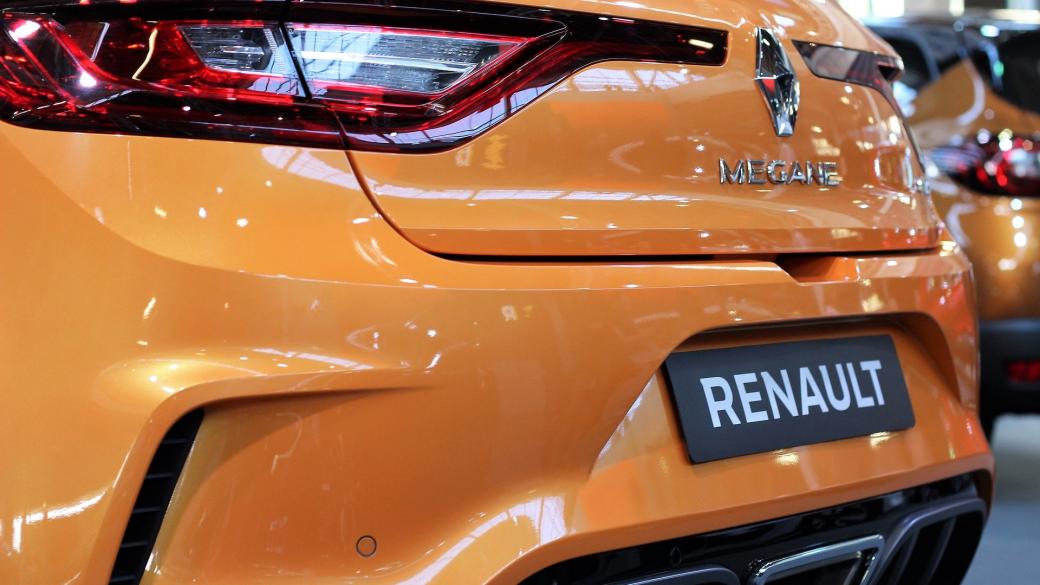 Renault започва производство на хибридни коли с нов партньор