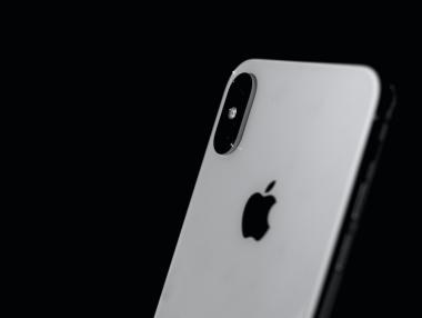 Новият iPhone ще „примамва“ потребителите с камерата си