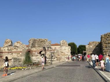 На румънците най-много им харесва да летуват в България