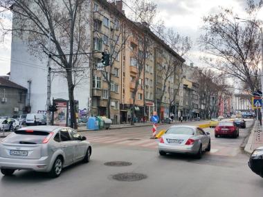 Опити за манипулации с новите екостикери за колите