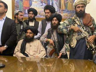 Талибаните поискаха мир в Афганистан
