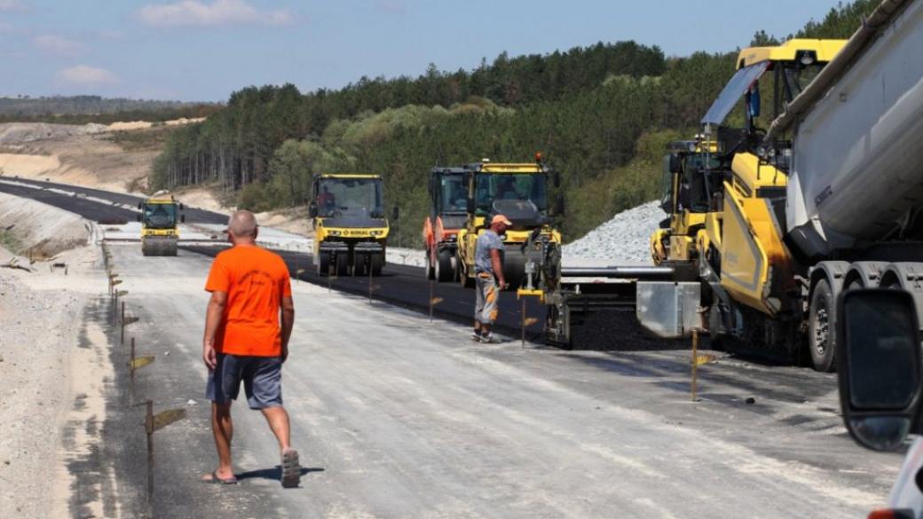 АПИ: „Автомагистрали-Черно море“ протестират с право, но пари няма