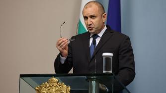 Радев свиква партиите на нов рунд консултации за кабинет