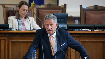 Кацаров защити заповедта си от нападките на „Има такъв народ“