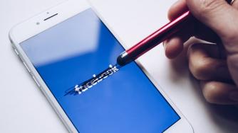 САЩ обвиняват Facebook в монопол на пазара