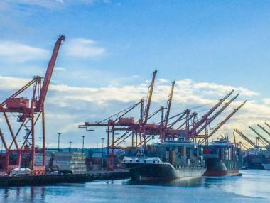 Еманципира ли се българската икономика от пандемията?