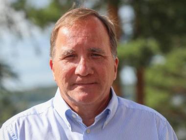 Премиерът на Швеция подава оставка