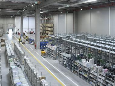 Румънци придобиха един от водещите дентални дистрибутори в България