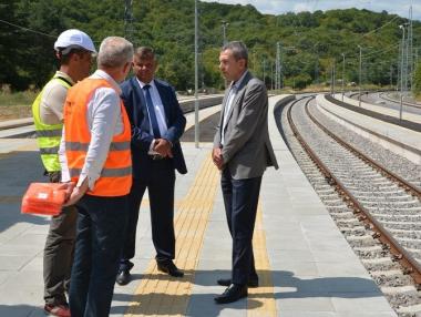 Приключи ремонтът на най-дългия жп тунел в България и на Балканите