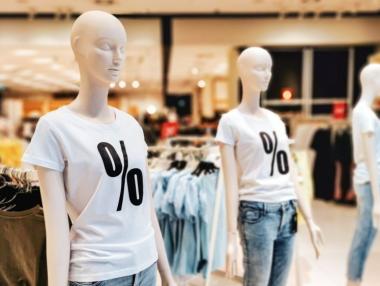 Коледното пазаруване през 2021 г.: По-високи цени и по-малък избор