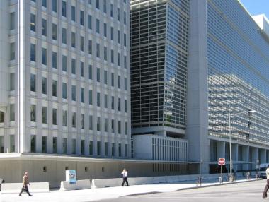 Световната банка спира работата си в Афганистан