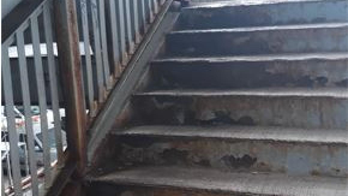 Галерия :: Снимка 4 :: 4 години след ремонт: Ръжда разяжда столичния мост „Чавдар“ (галерия)}