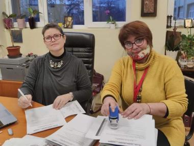 Пълноценното образование остава в класната стая