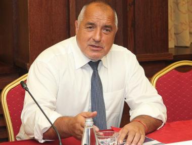 Борисов за третия мандат: Нинова се радва като дете на играчка