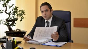 Емил Караниколов не е управлявал добре държавните фирми