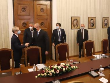 Вечерни новини: Ясна е датата за президентските избори; Кацаров наложи нови COVID мерки