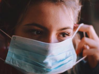 От днес са в сила по-строгите COVID мерки