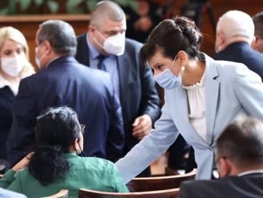 Парламентът окончателно одобри добавките от 120 лв. към пенсиите